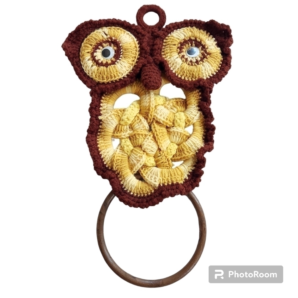 Vintage Crochet Owl Towel Holder